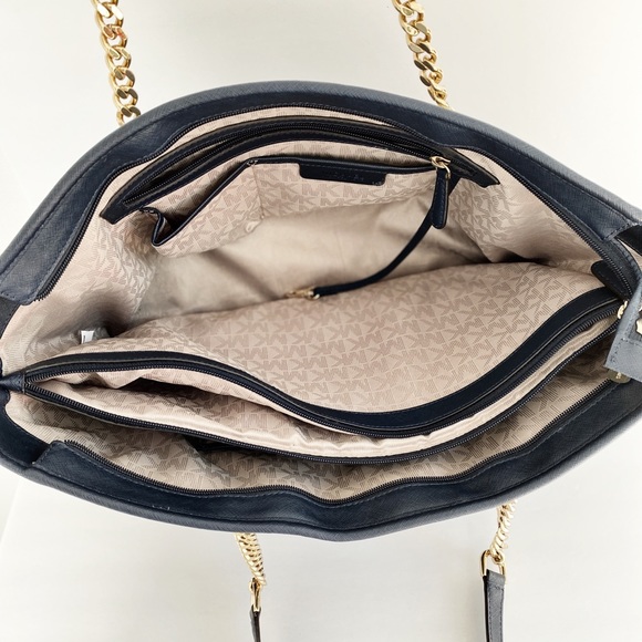 Michael Kors Navy Jet Set Travel Chain Tote Bag - Picture 3 of 8